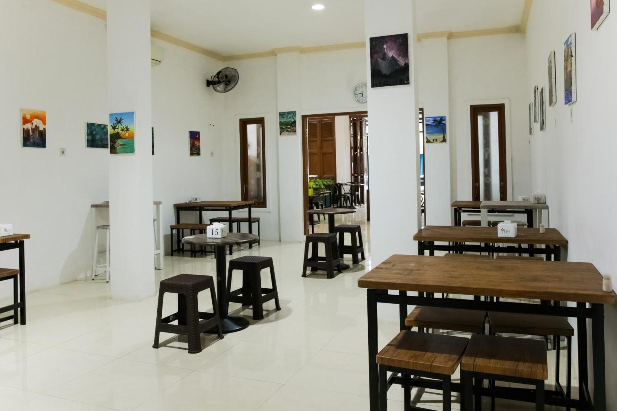 Hotel O Pa Baeng Baeng Near Rumah Sakit Faisal Formerly Guest House Cahaya 7296 Makassar Eksteriør billede