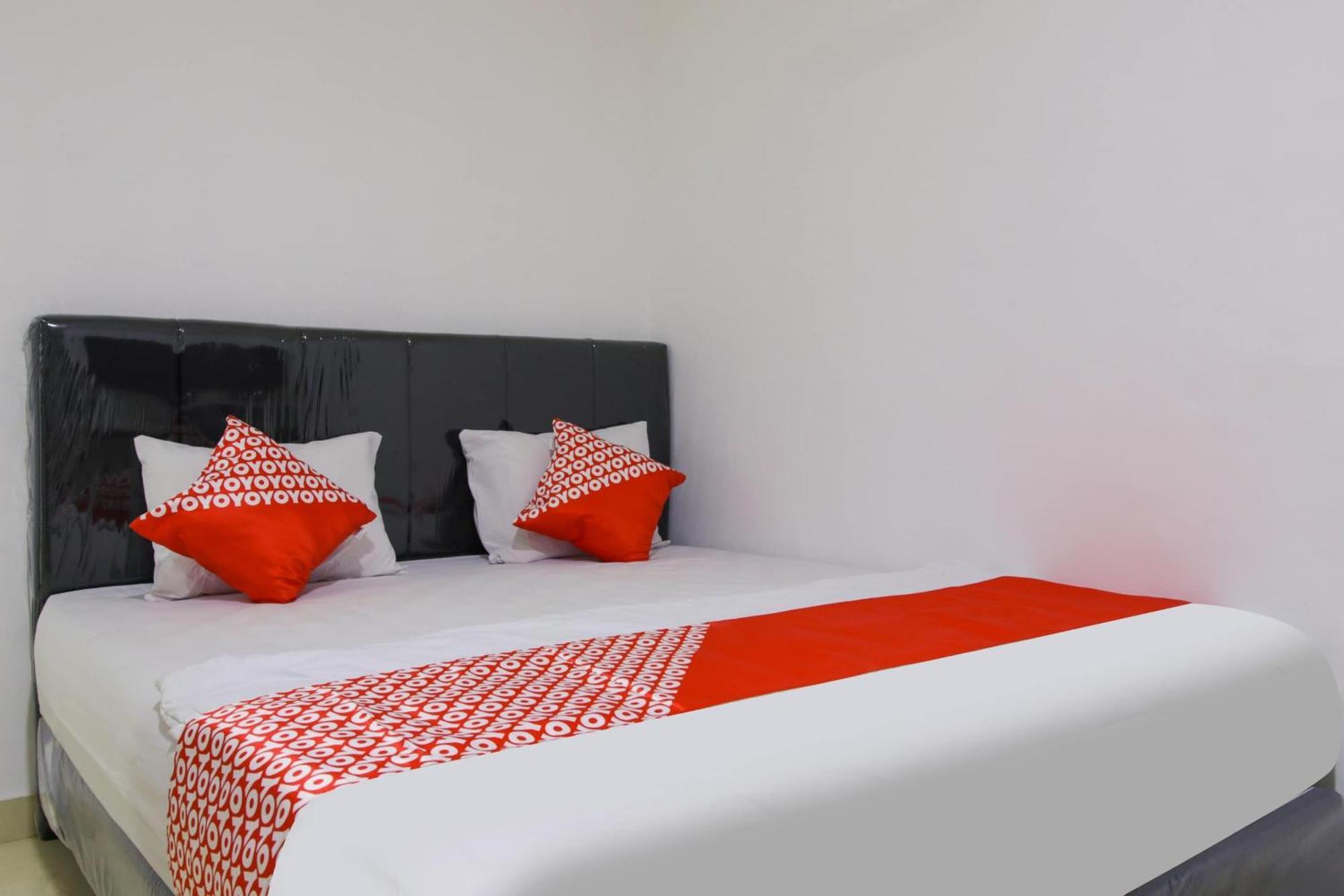 Hotel O Pa Baeng Baeng Near Rumah Sakit Faisal Formerly Guest House Cahaya 7296 Makassar Eksteriør billede